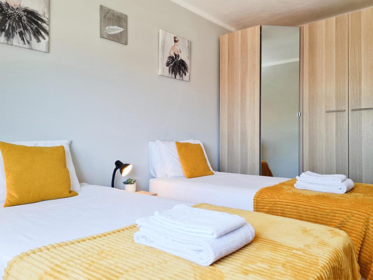 Casa Tombua - Pool - Beach & Center 300M - Ac - Wifi كارفويرو المظهر الخارجي الصورة