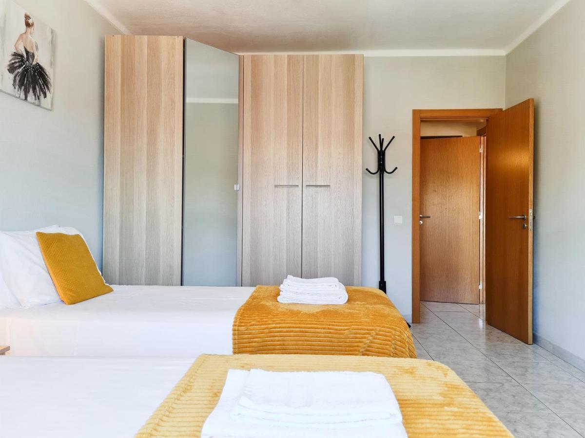 Casa Tombua - Pool - Beach & Center 300M - Ac - Wifi كارفويرو المظهر الخارجي الصورة